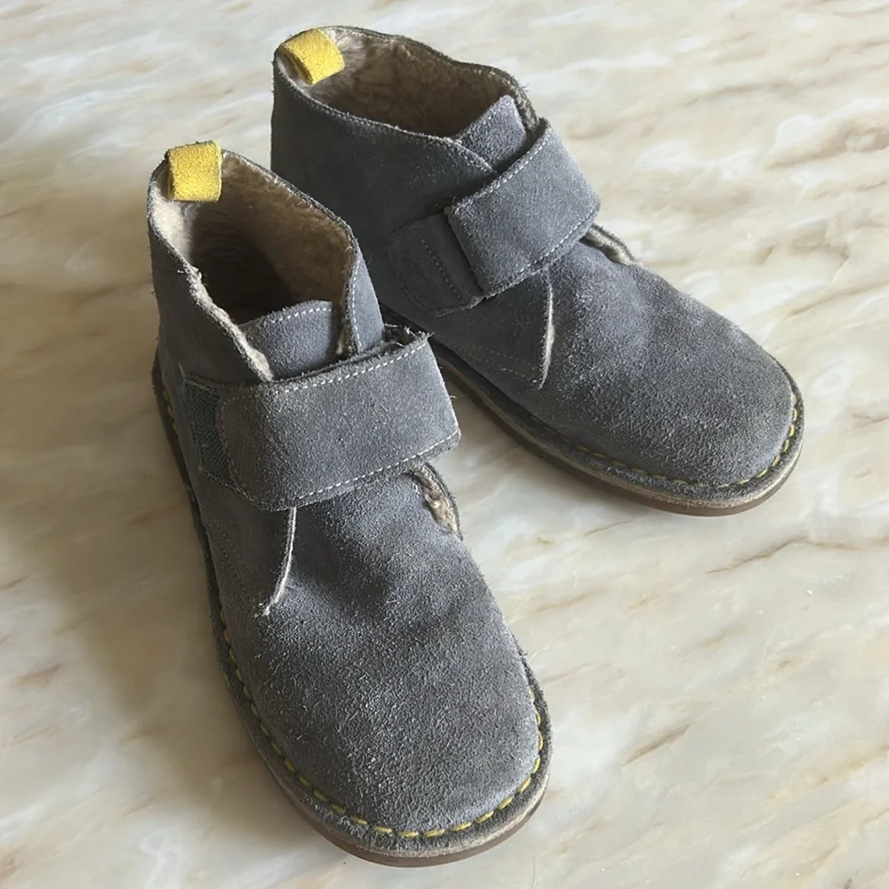 Mini Boden‎ Big Boys Gray Velcro Faux Fur Lined Suede Boots Size 35 (US 4-4.5)